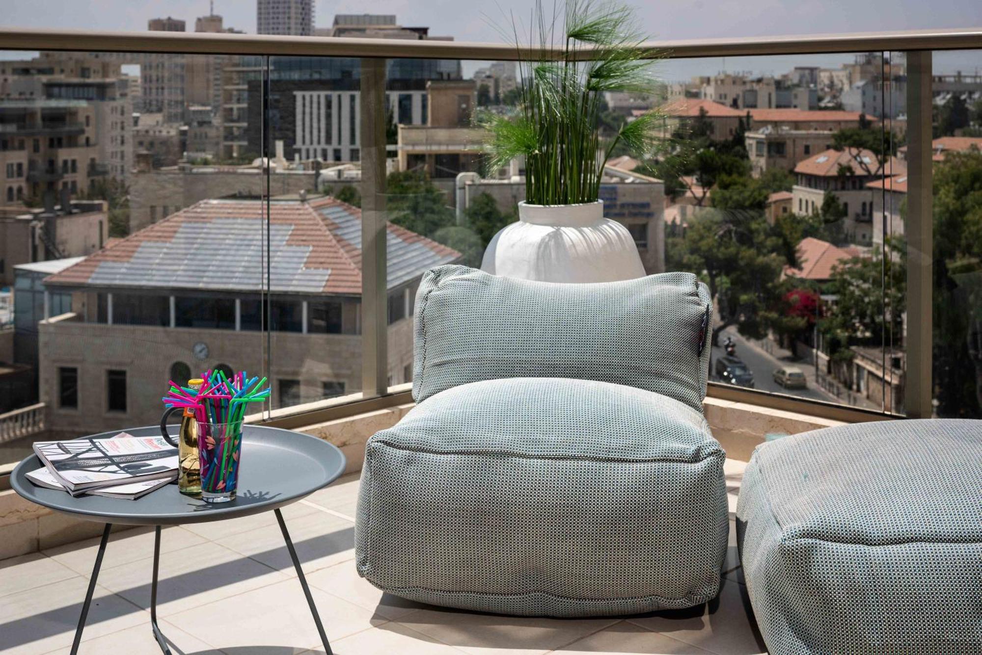 Isrentals Haneviim - Aparthotel In City Center Jerusalem Eksteriør bilde